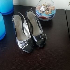 Bandolino leather pumps